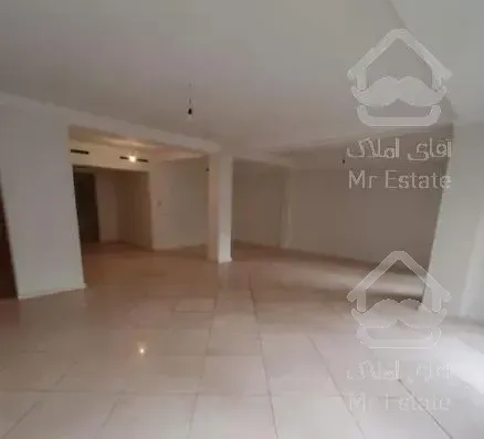 ۲۵۰ متر ۴ خوابه برج اصیل ماکویی پور