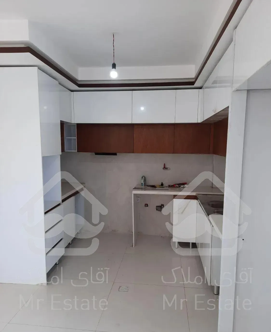 آپارتمان ۱۳۰ متری دوخوابه صفر