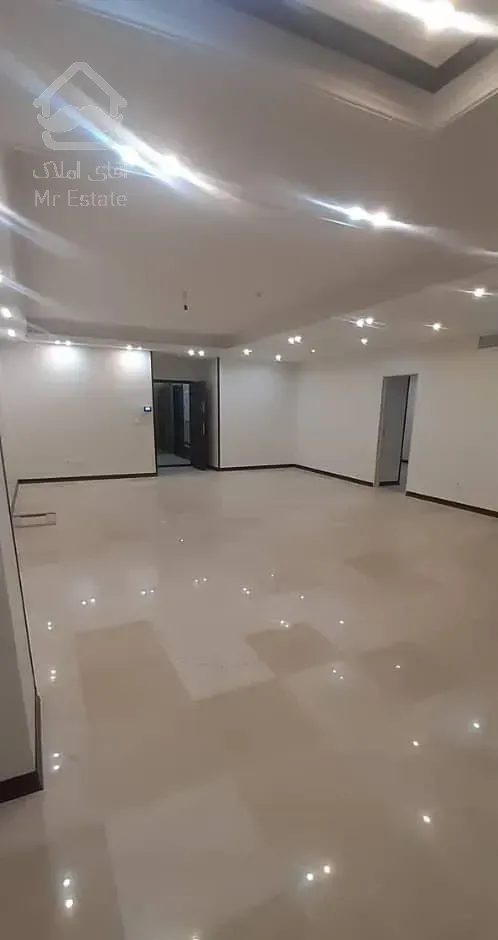 ۶۵متر ۸سال ساخت تمیز و خوش نقشه فول