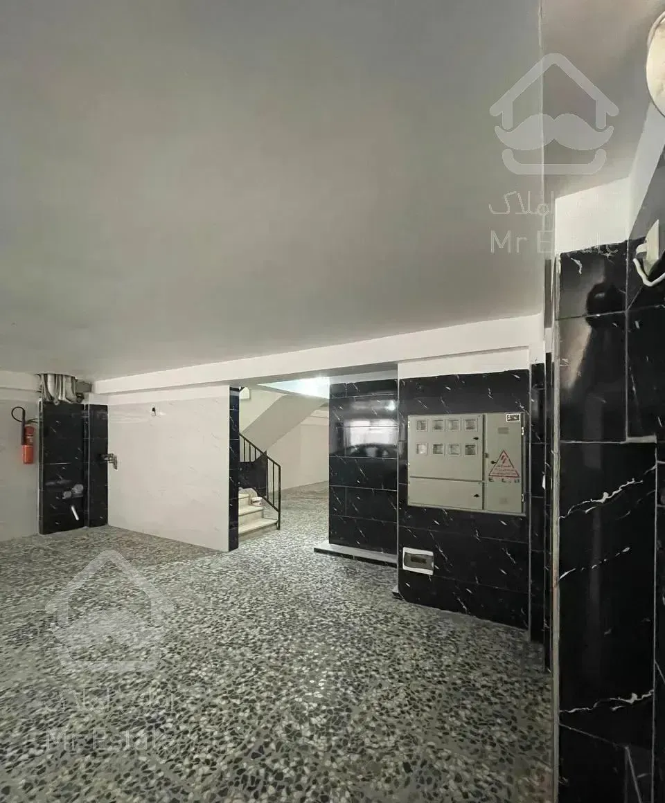 آپارتمان ۱۰۰ متری شیک نوساز در خیابان فاطری