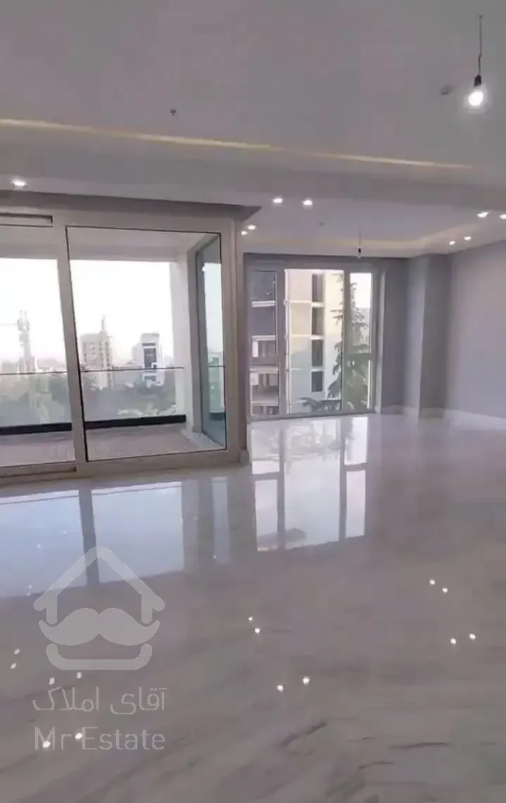 ۱۳۹ متر سه خواب لوکس و جذاب/جنت آباد جنوبی