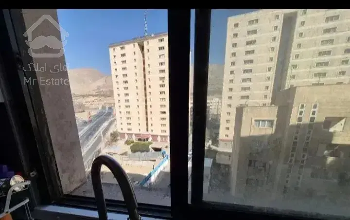 مجتمع ۱۰ طبقه ۲۰ واحدی