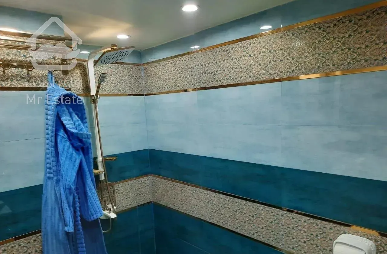 منطقه 22 / 205 متر / طبقه آخر/ویو ابدی