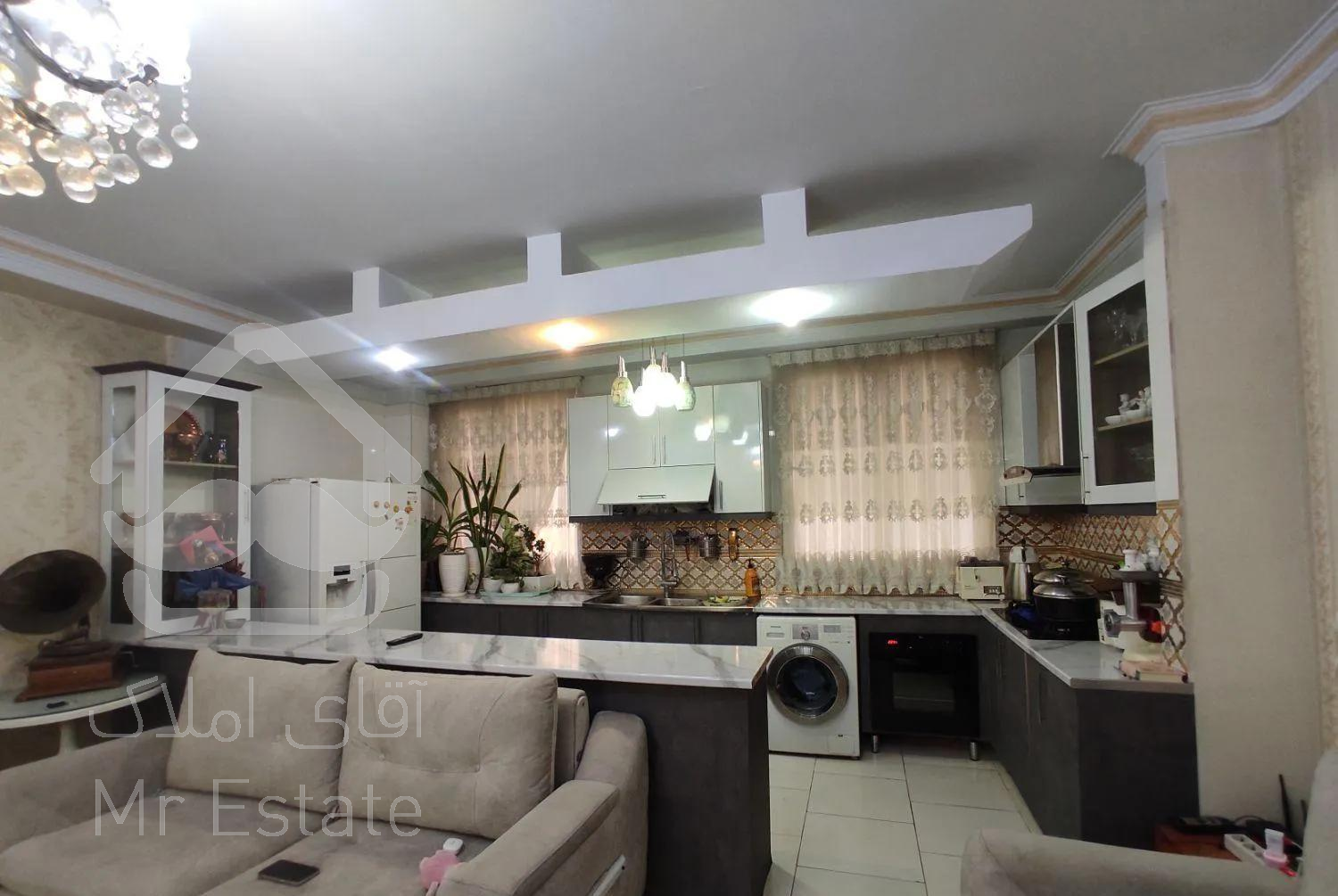 ۷۵ متر فول امکانات