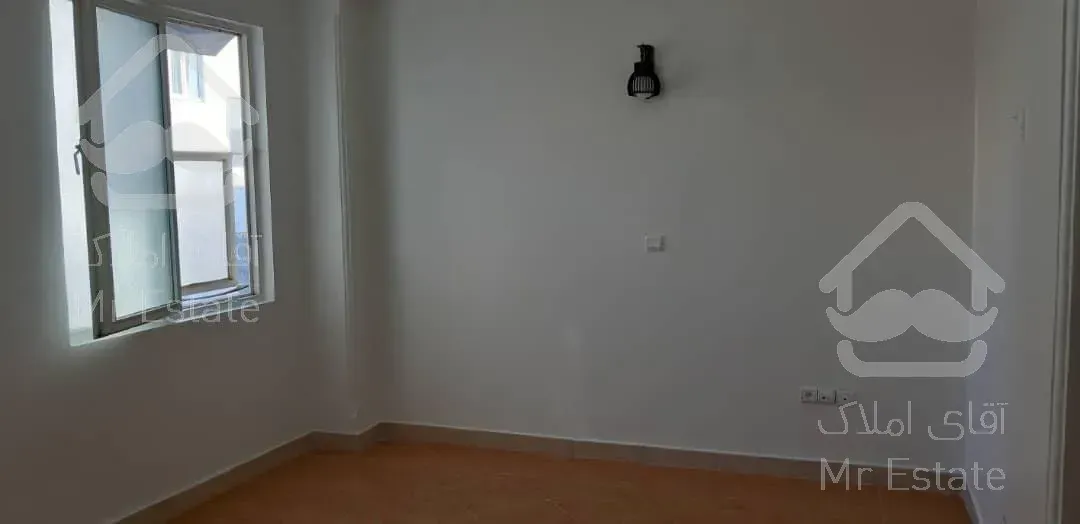 آپارتمان ۴۸متری ۱ خواب، خوش نقش، پارکینگ دار، قابل مذاکره، سال ۸۸