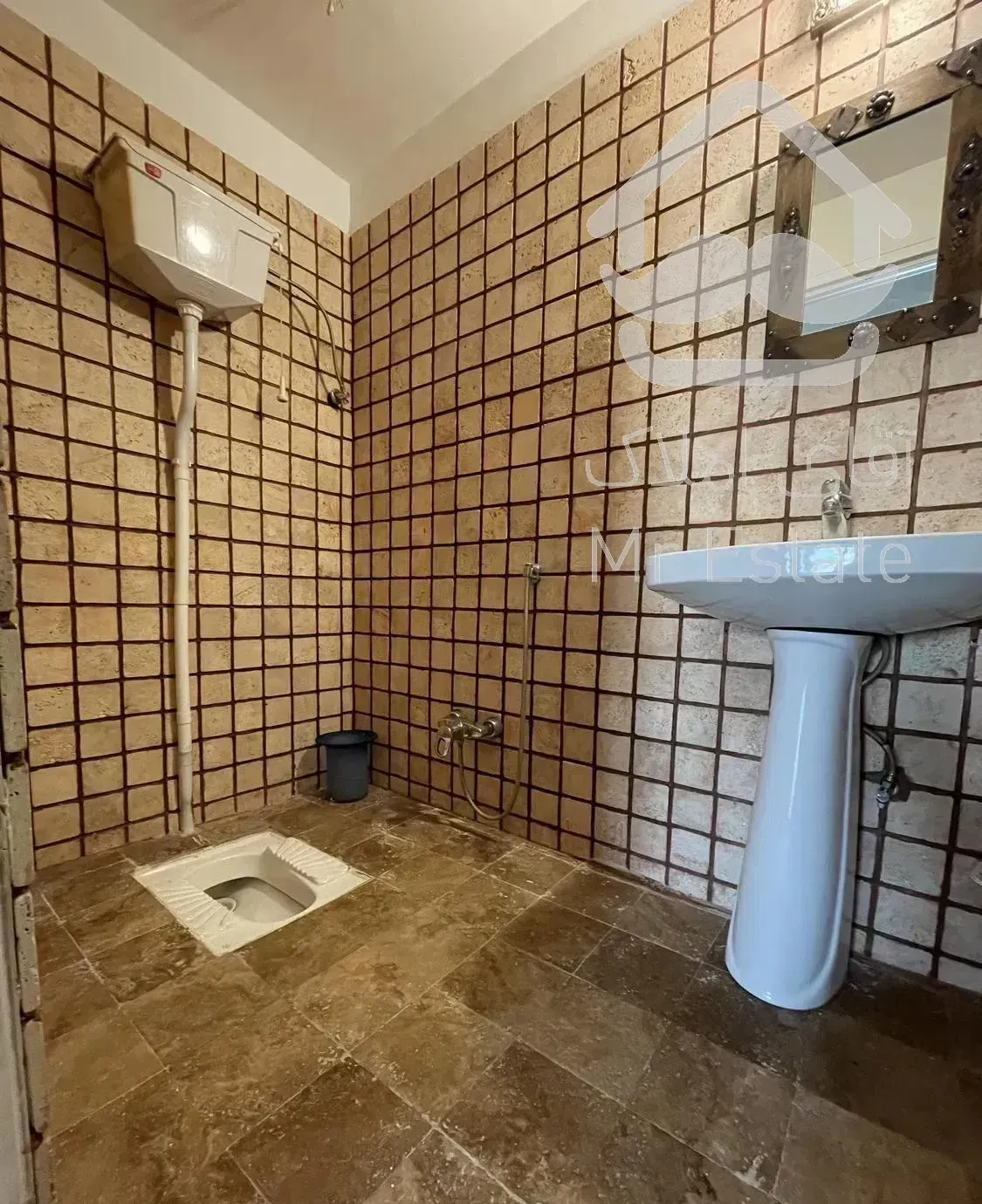 آپارتمان ۱۱۰ متری دو خوابه