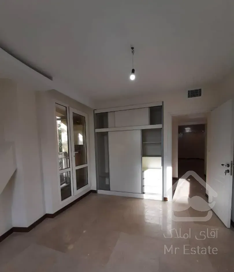 فرمانیه ۱۱۶ متر ۲ خوابه کلید نخورده