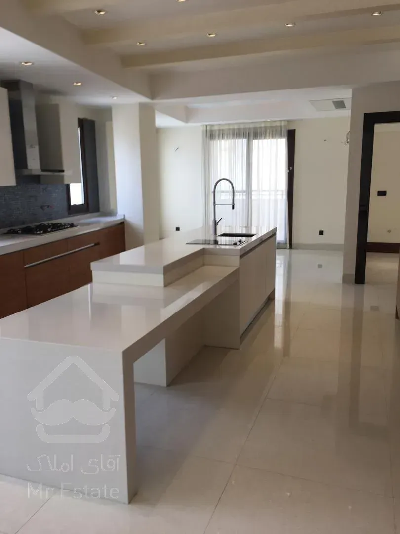 اجاره و رهن ویلا الهیه 1000  متر لوکس