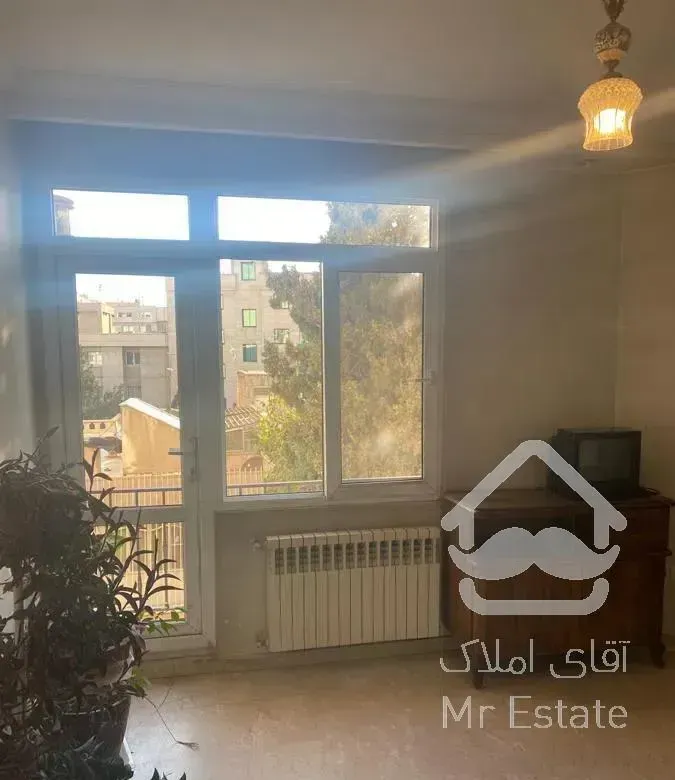 اپارتمان دیباجی جنوبی ۱۷۰ متر سه خواب