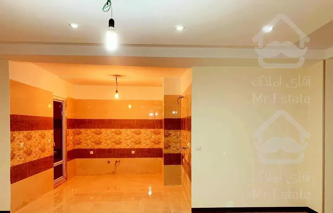 فروش آپارتمان ۹۸ متری،کلید نخورده نزدیک مترو