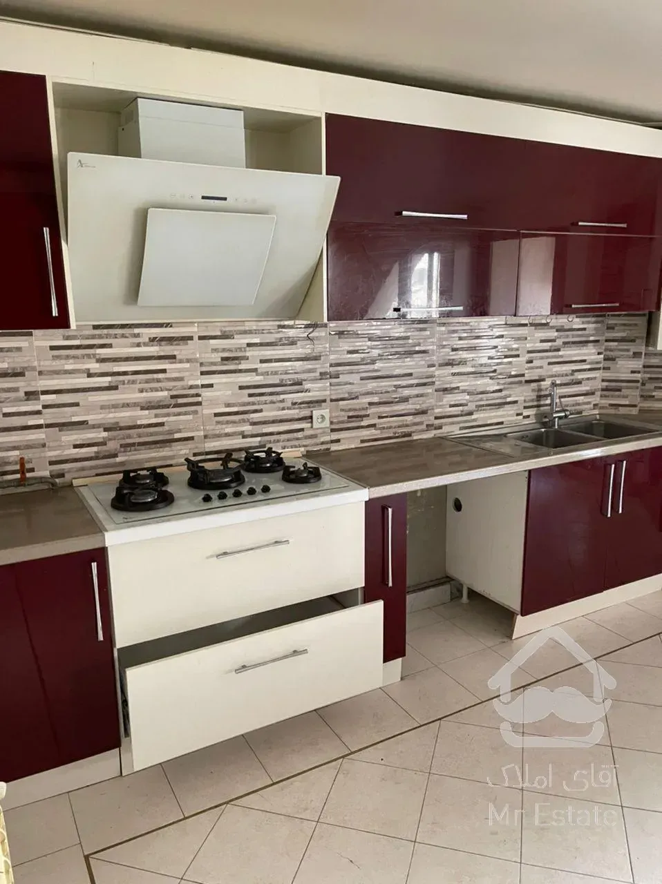 اجاره و رهن آپارتمان ولنجک 180  متر لاکچری