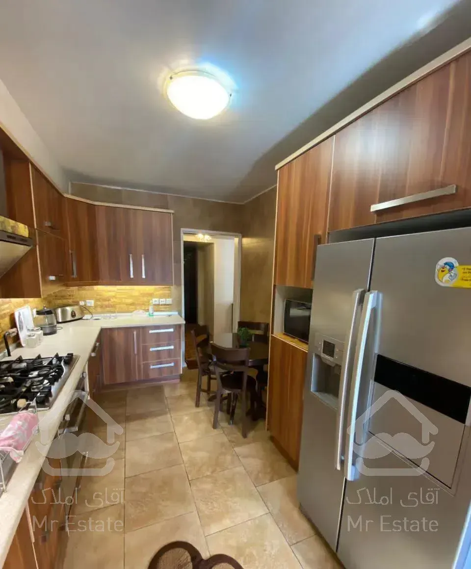 ونک مبله (145متر 2 اتاق)