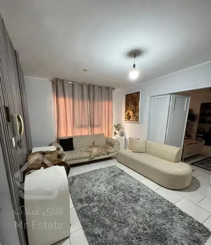 ۵۰مترشریعتی ابتدای ادیبی طبقه۲