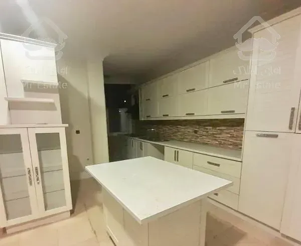 آپارتمان ۱۲۰ متری سه خواب