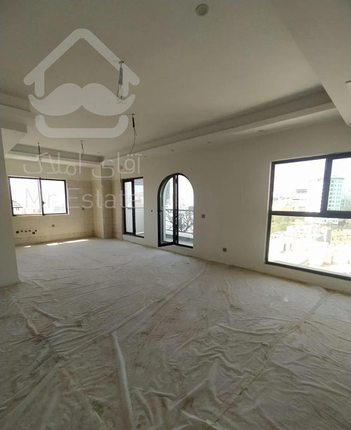 100متر   برج شاه نشین     شهرک هما    کلیدنخورده