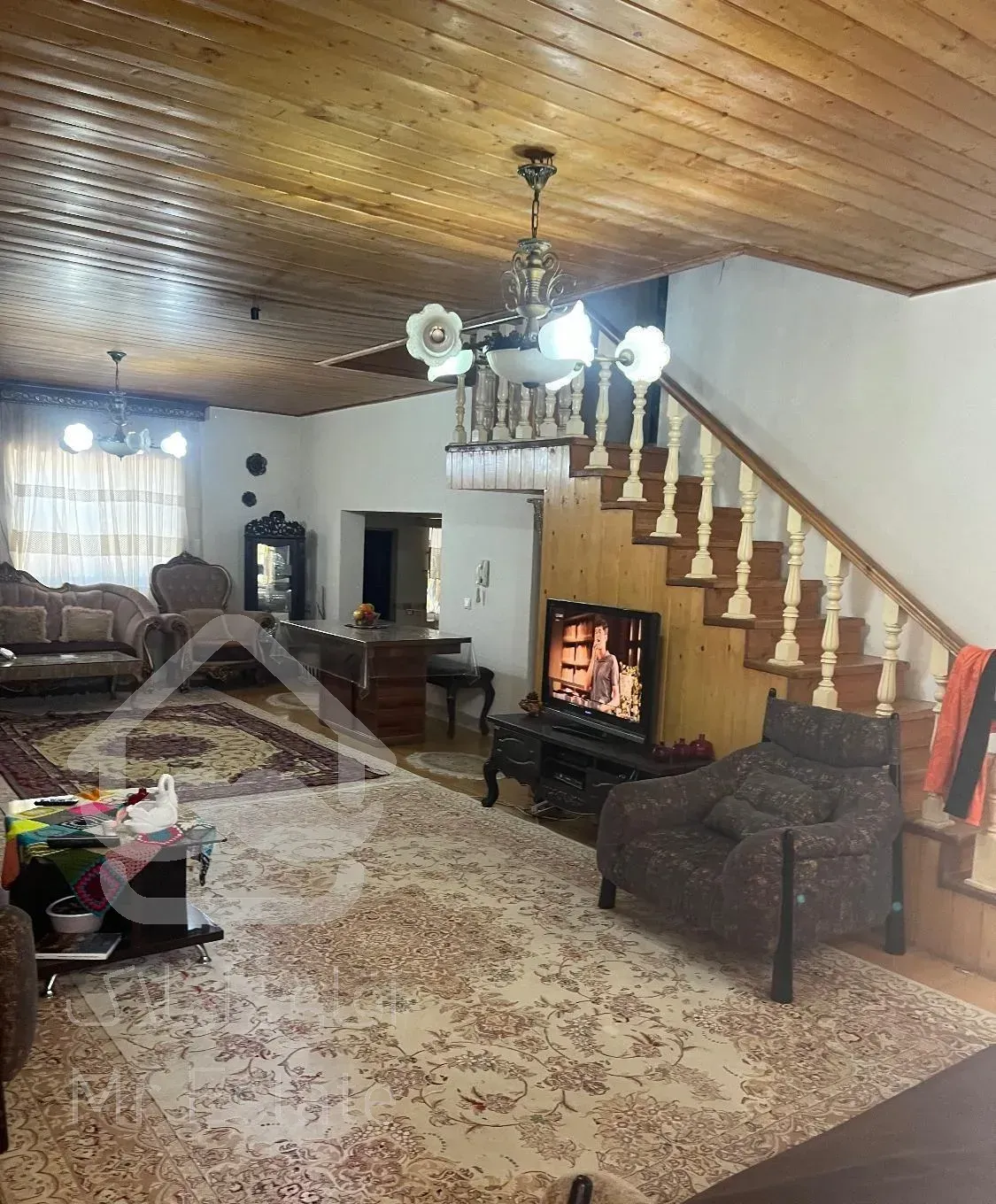 فروش ویلایی ۱۲۰ متری ۲ خوابه در گلسرخی