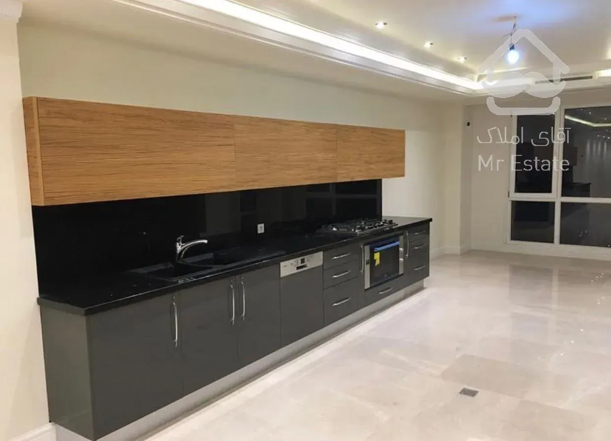 خرید و فروش آپارتمان مسکونی 275 متری فرمانیه مهماندوست