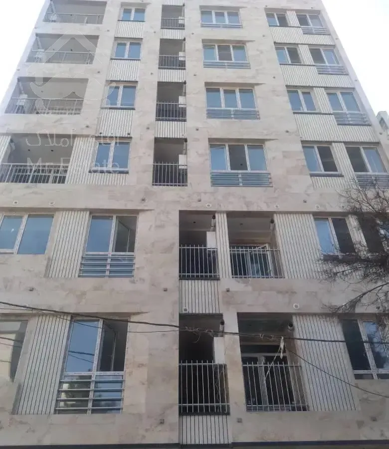 آپارتمان ۶۱ متری ( خوش نقشه )