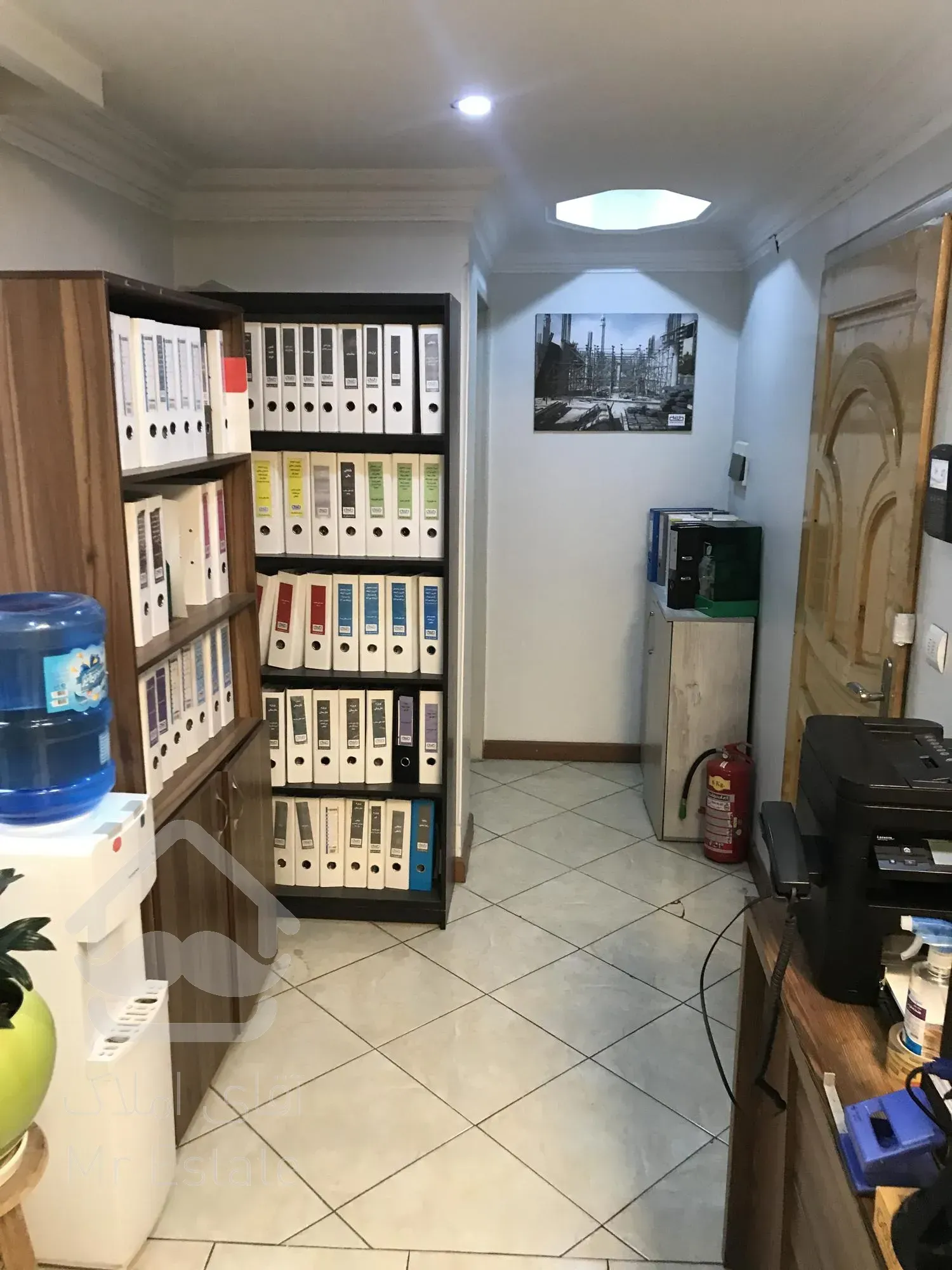 ۱۵۲ متر اداری بر اتوبان ستاری