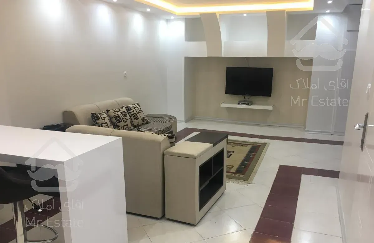 سوییت شیک ۶۱ متری هشت بهشت غربی