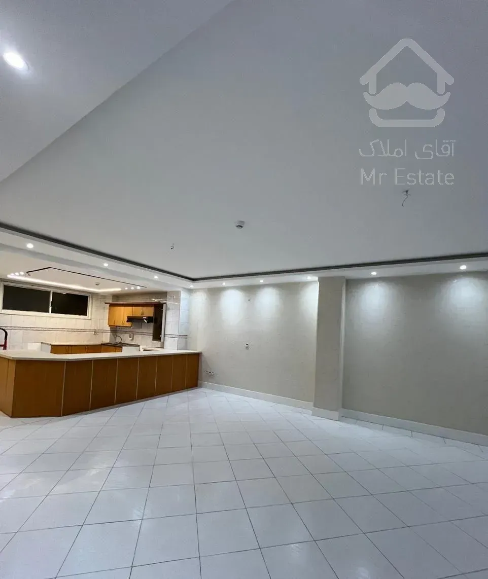 اجاره آپارتمان ۱۲۰ متری ۲ خوابه در رزمندگان