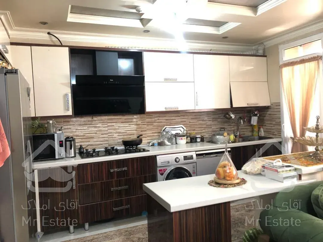 ۸۳متر دوخواب فول امکانات سالن پرده خور پونک