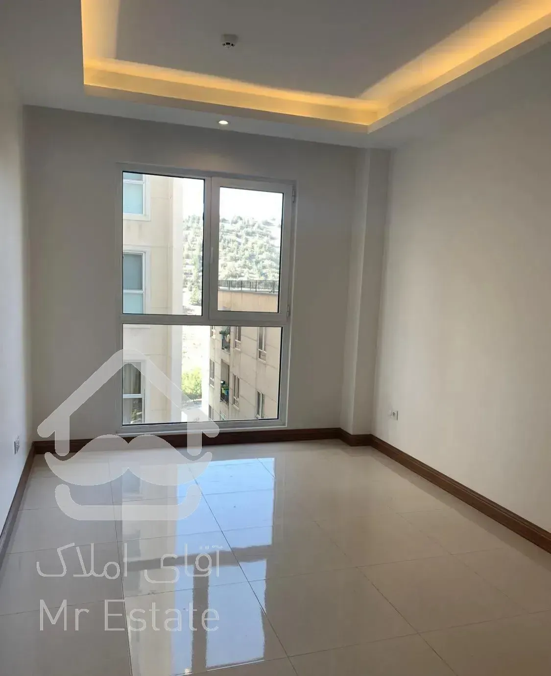 درکه ۱۲۷متر ۲خواب ، سند شخصی ، کلید نخورده