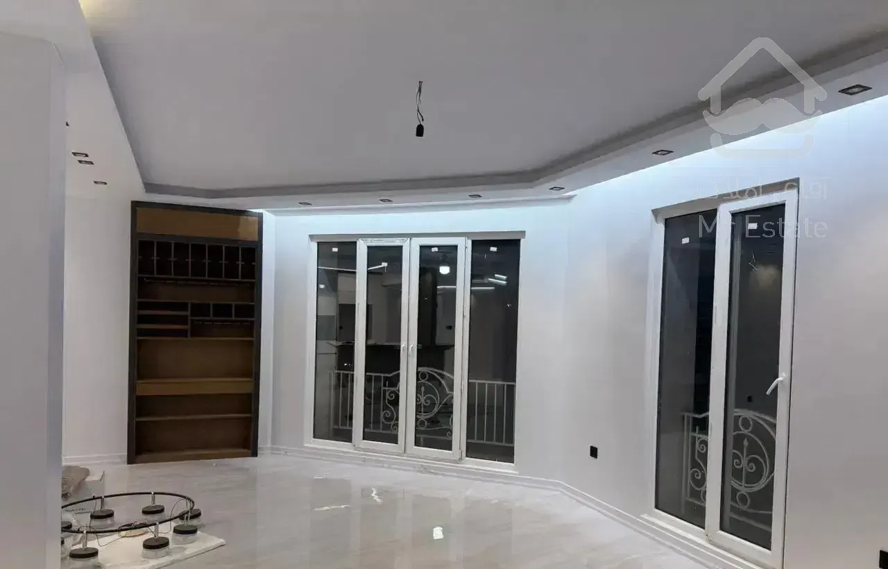 ۱۹۰ متر / فول بازسازی شده/نیمه فرنیش/مهستان