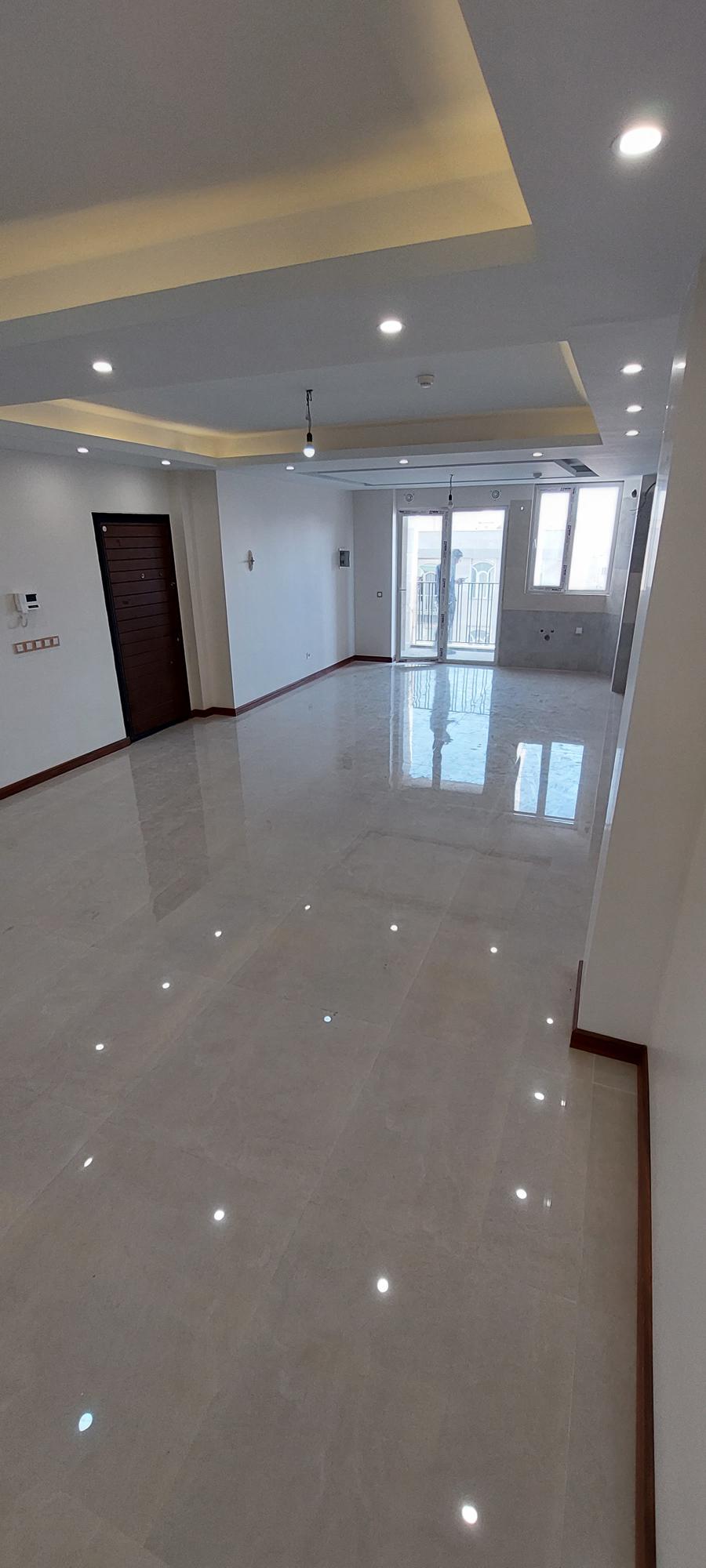 ۹۸ متر نوساز کلید نخورده صادقیه