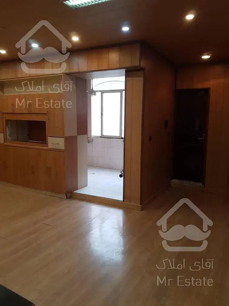 خرید اداری ۷۳ متر بر فردوس شرق