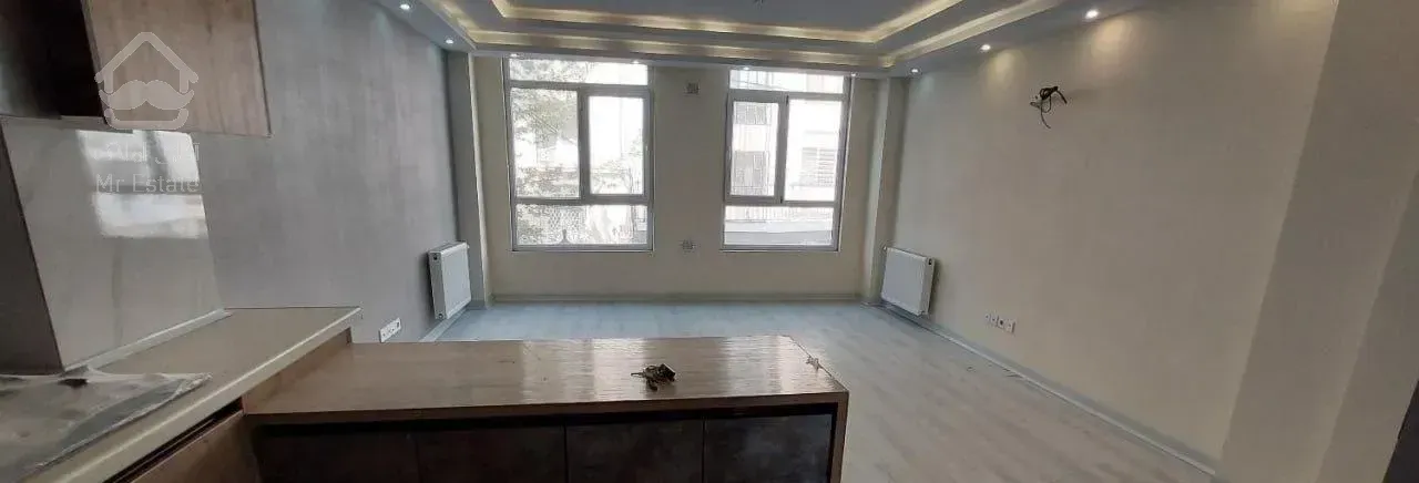 ۵۵متر چمن شرقی تخلیه تکواحدی(حتی مجرد)