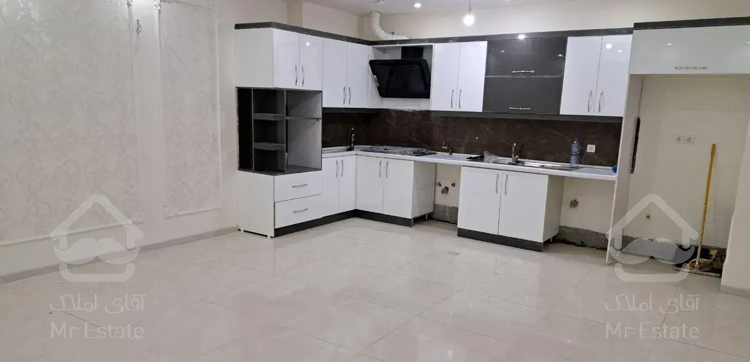 ۹۰متر/صفرکلیدنخورده/اوایل اقبال