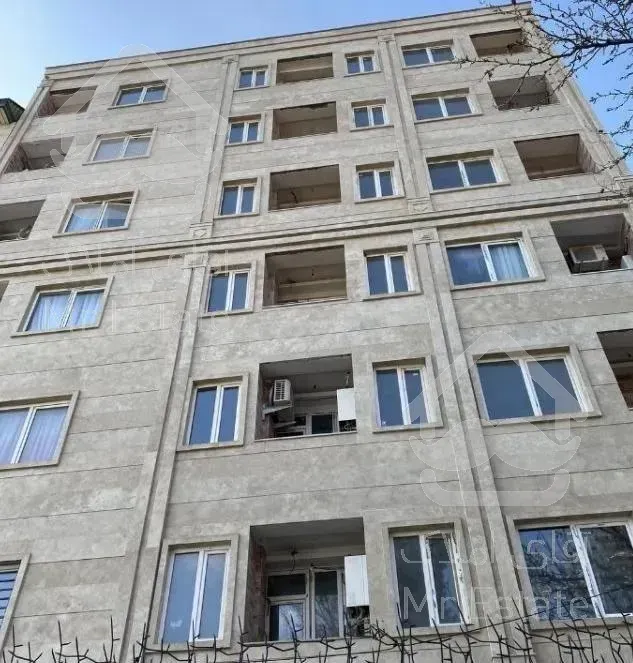 اپارتمان نوساز 72 متری