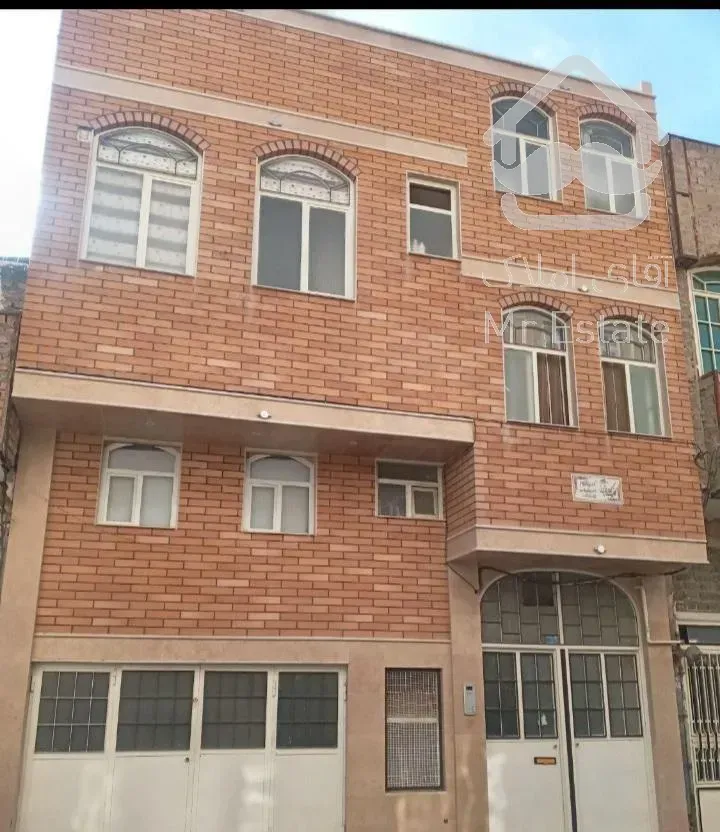 خانه ویلایی ۳طبقه شیک