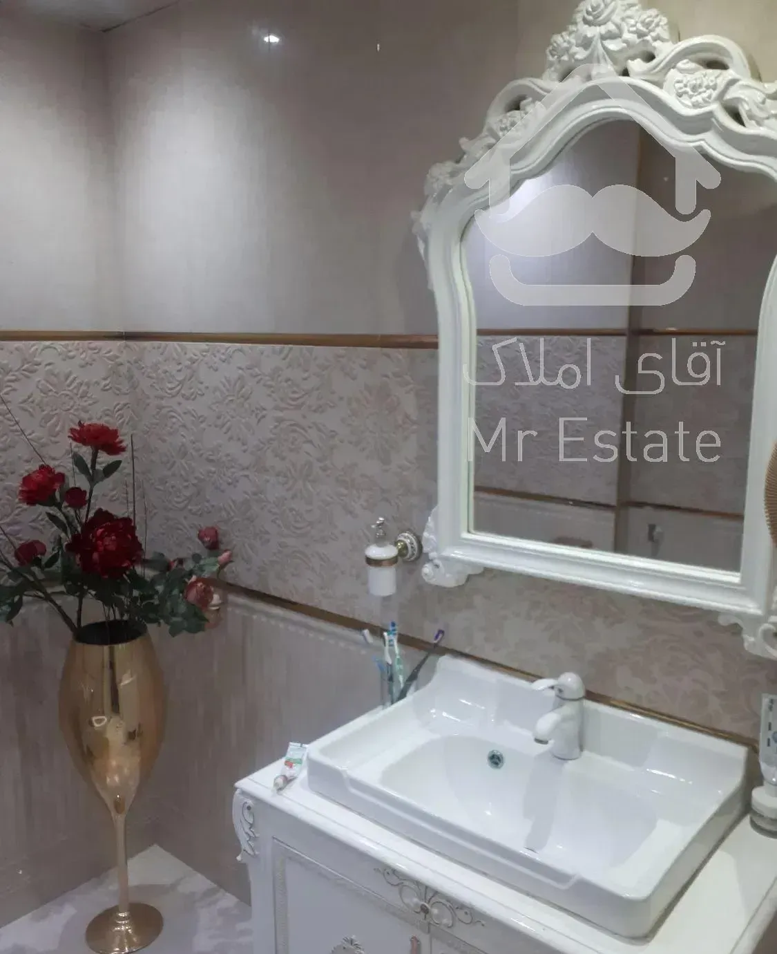 آپارتمان ۲۲۰ متری تهرانپارس غربی