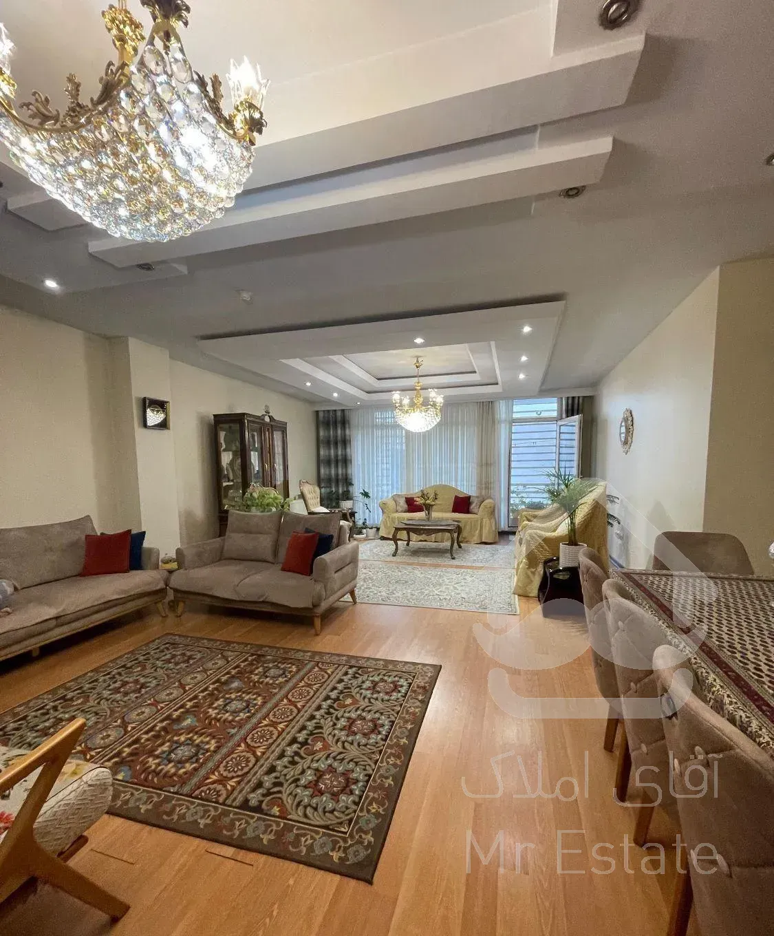 ۱۵۳ متر بافت اصلی شهرک دو پارکینگ کوچه نگهبانی