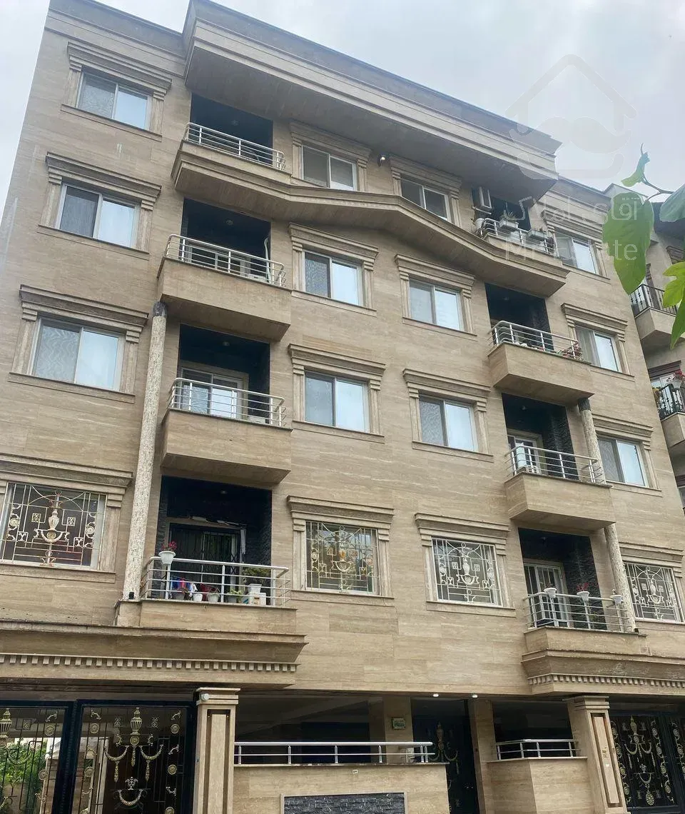 خ عدالت واحد۱۵۰متری سه خوابه شیک تمیز