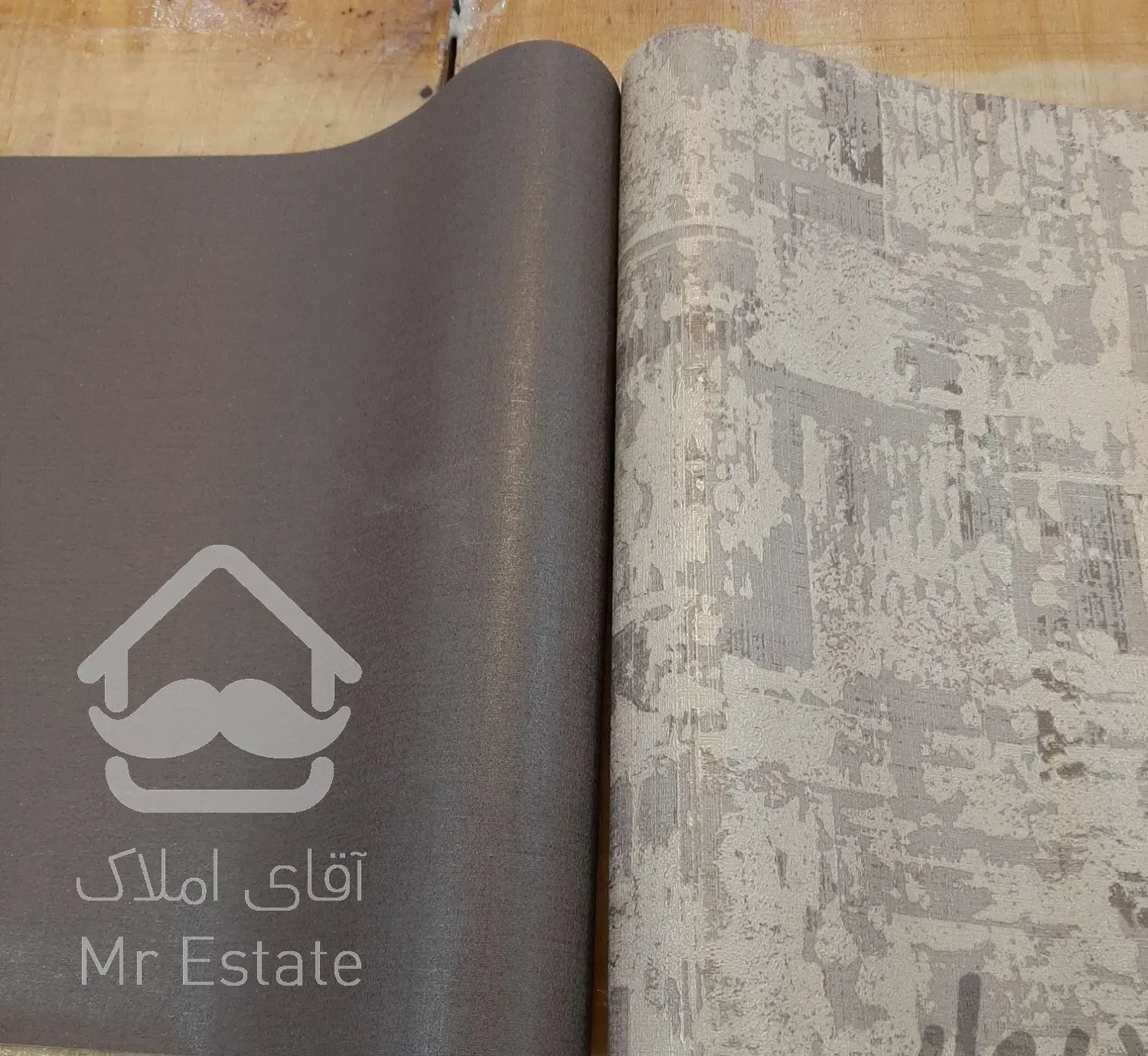 نصاب(نصب و تعمیر انواع کاغذ دیواری و پوستر وکفپوش