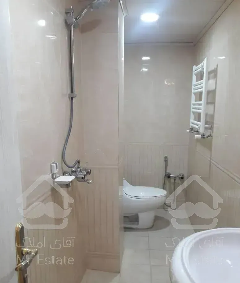 70متر2خواب طبقه3،لویزان خ فرشادی(تکواحدی)