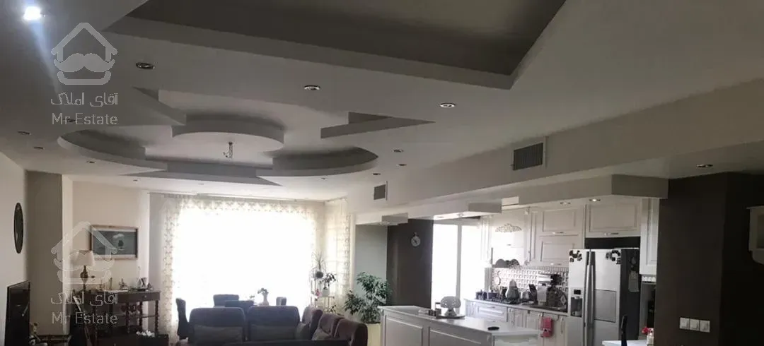 آپارتمان ۱۵۲ متر عظیمیه/روبه آفتاب