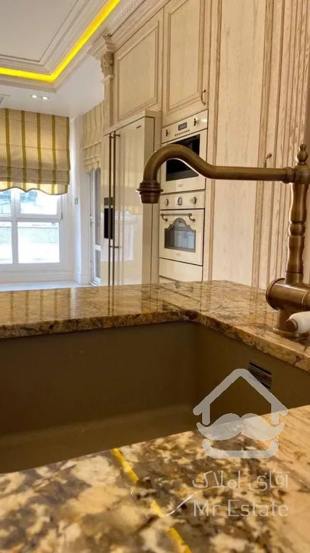 خرید آپارتمان  320 متری  فرمانیه شرقی