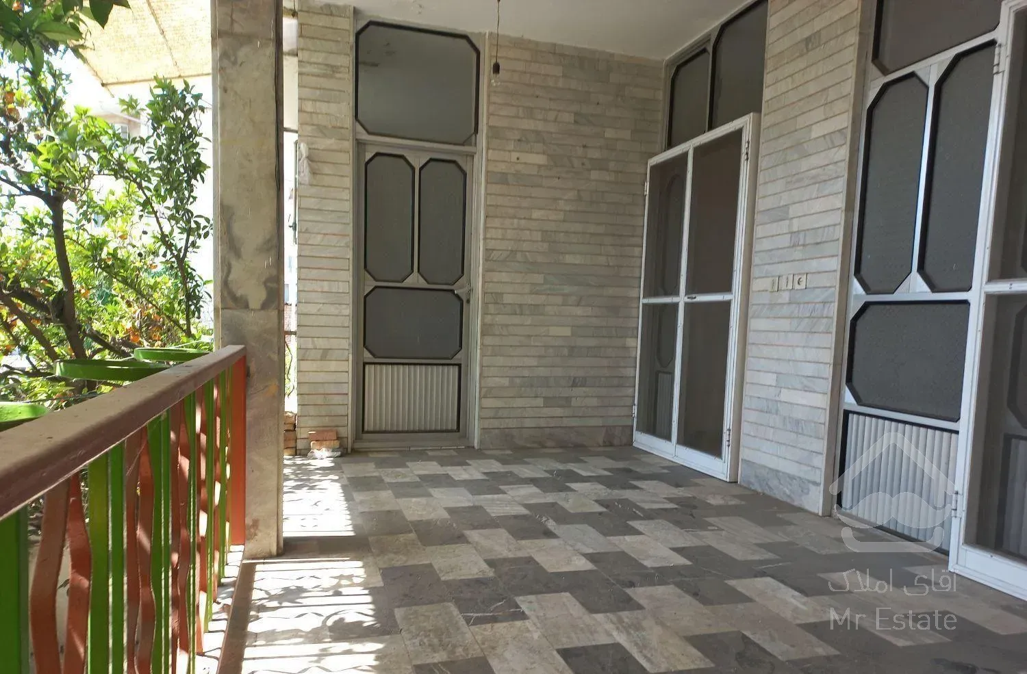 فروش خانه ویلایی دو واحدی در فارابی