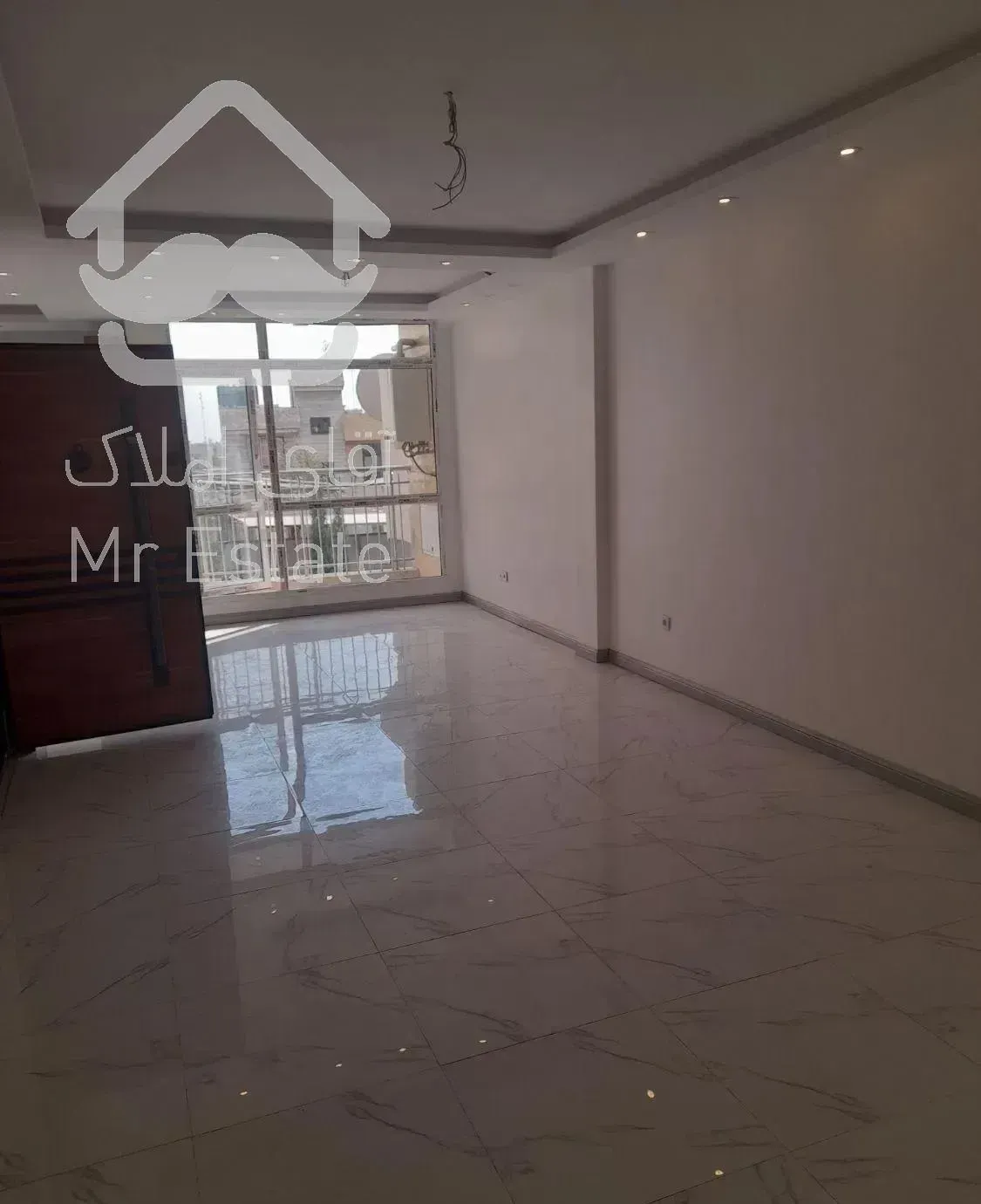 آپارتمان ۸۲متر نوساز تکواحدی فول ( خردمند شمالی )