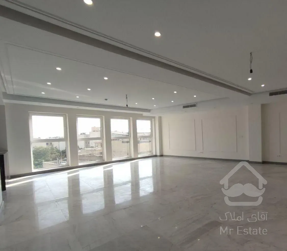 ۲۴۰ متری ۴ خوابه دریاچه فول امکانات تهاتر