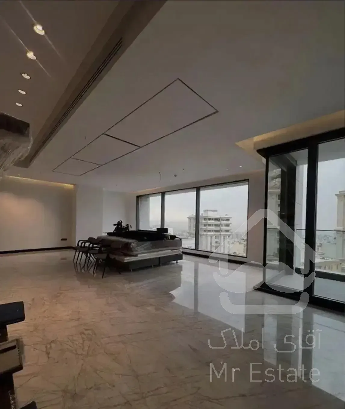 ۲۲۵متر ۳خواب مستر ۲پارکینگ(سازمان برنامه شمال)