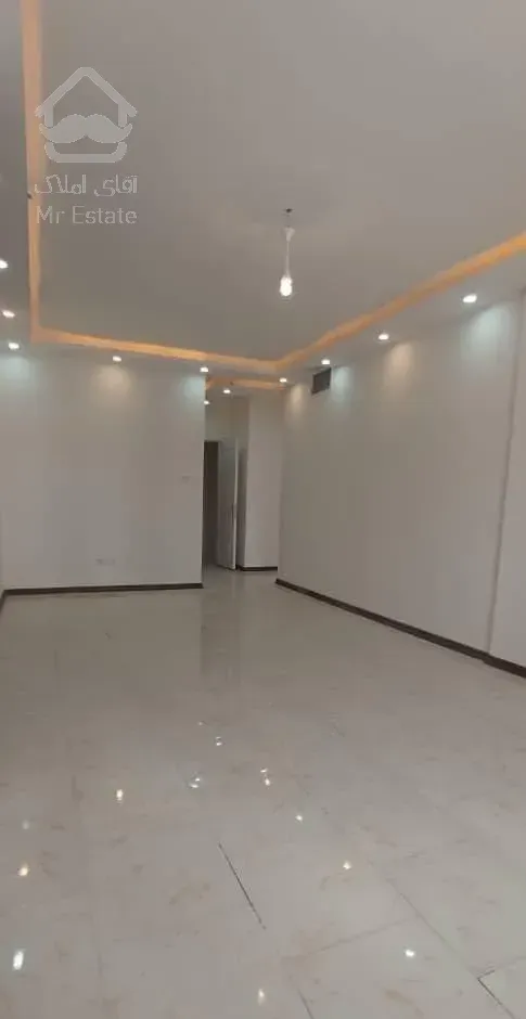 واحد فروشی فاز ۱۱ زون ۵ نزدیک بام