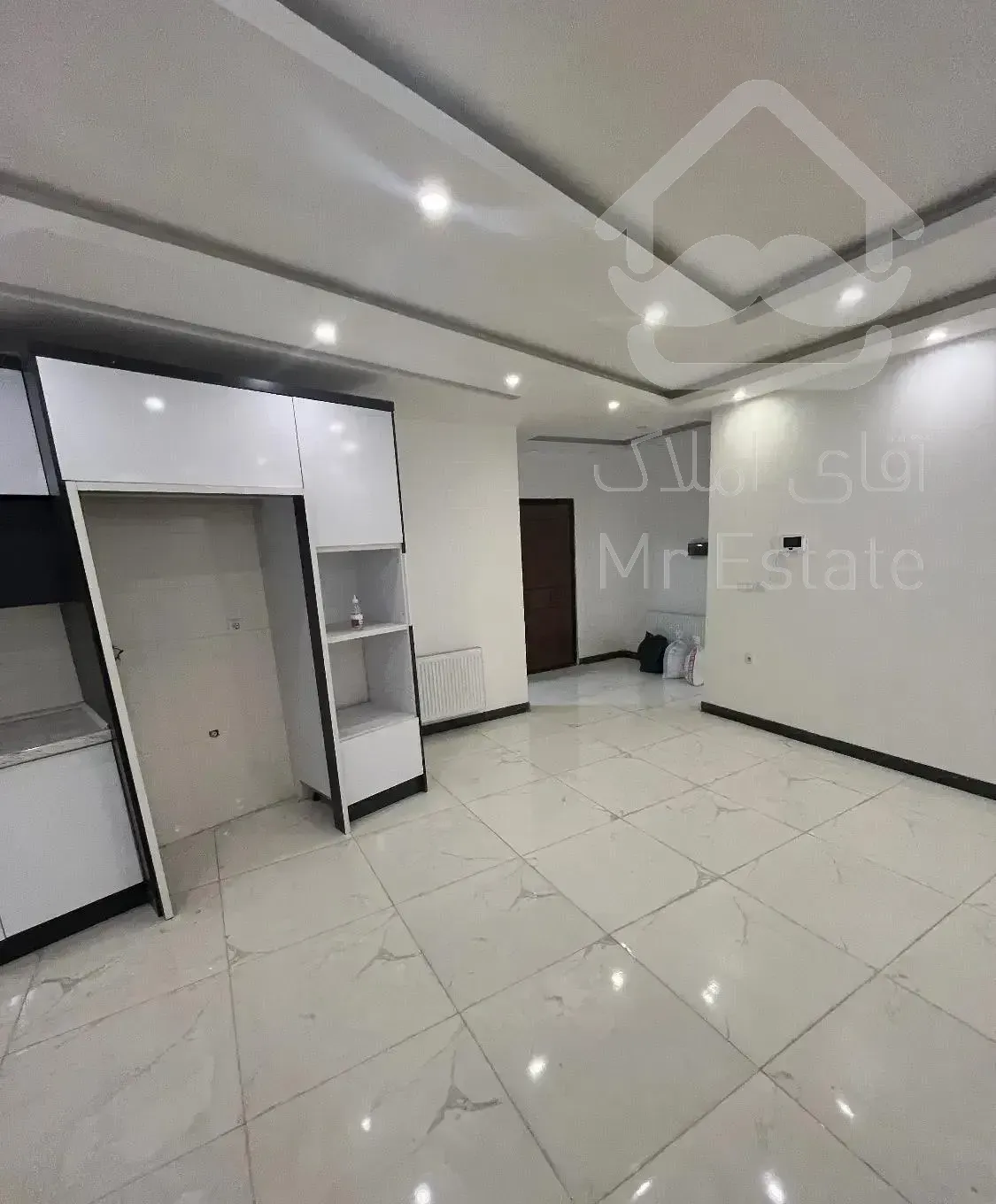 فروش واحد لوکس خیابان خزر.معاوضه با مغازه تا ۵تومن