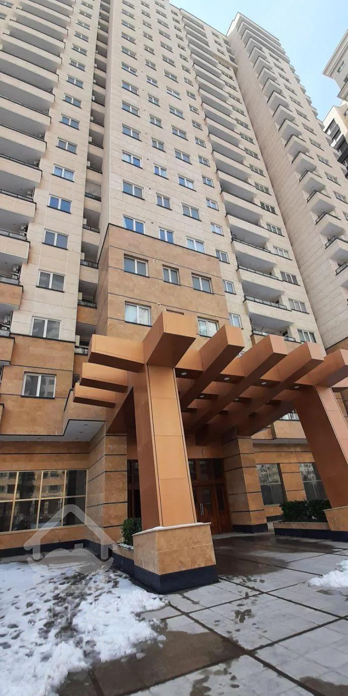 آپارتمان دو خوابه کلید نخورده