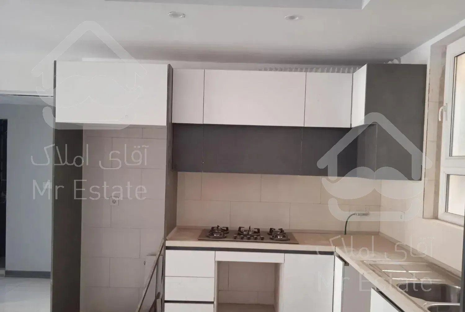 اپارتمان ۹۵ متری دو خواب