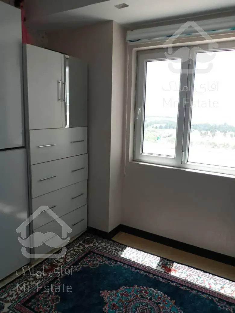 ۷۱ متر / برج ارکیده / جنوبی غرق نور / دریاچه چیتگر